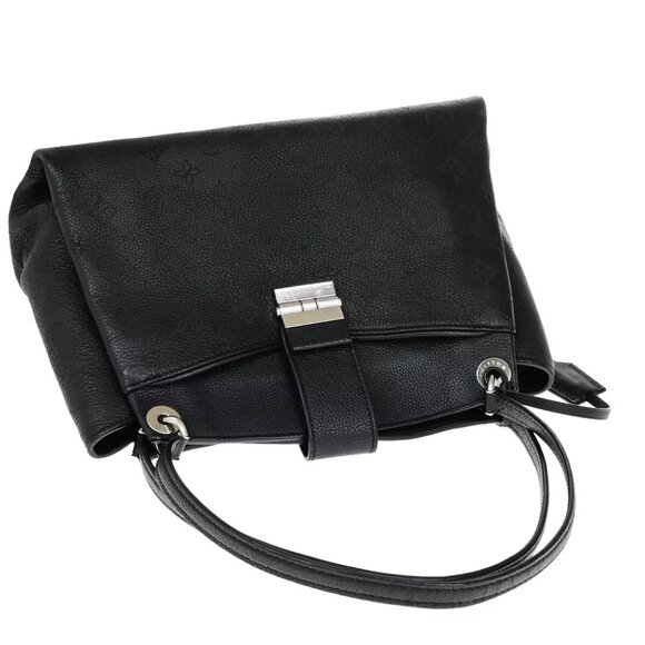 LOUIS VUITTON Sevres Shoulder Bag Monogram Mahina Leather Black - Picture 4 of 7